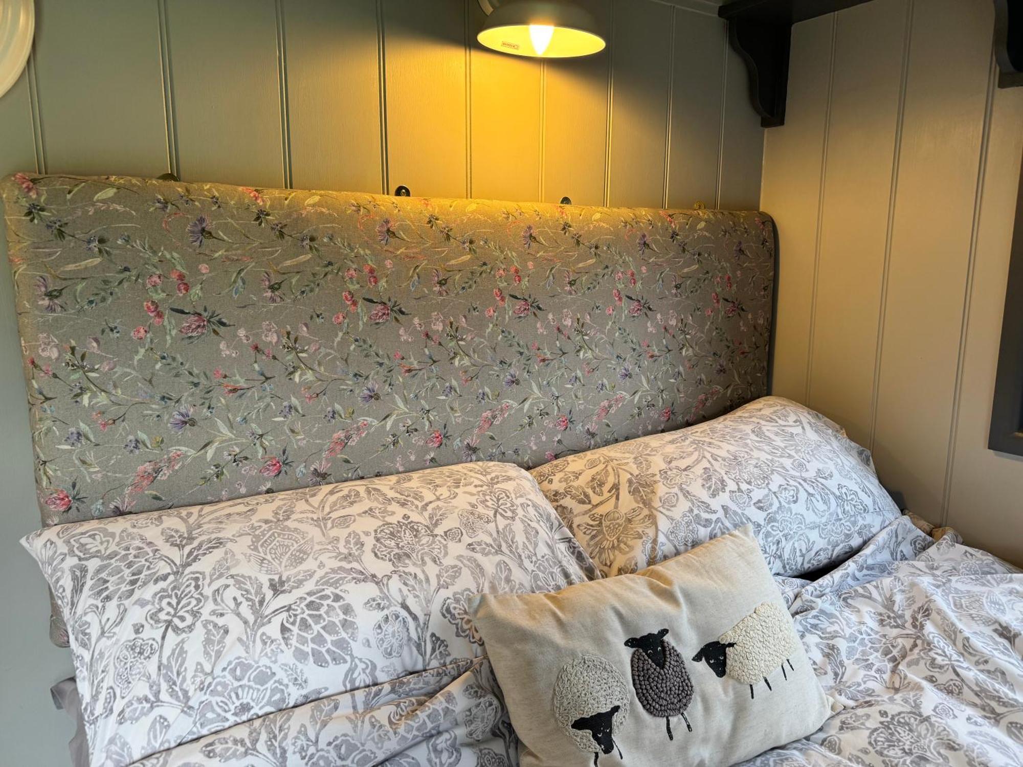 Greatwood Shepherds Hut Battle Kültér fotó
